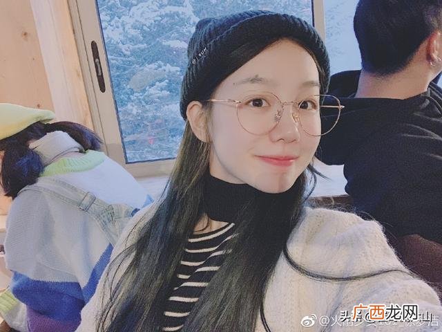 小彩虹是谁,小彩虹小说