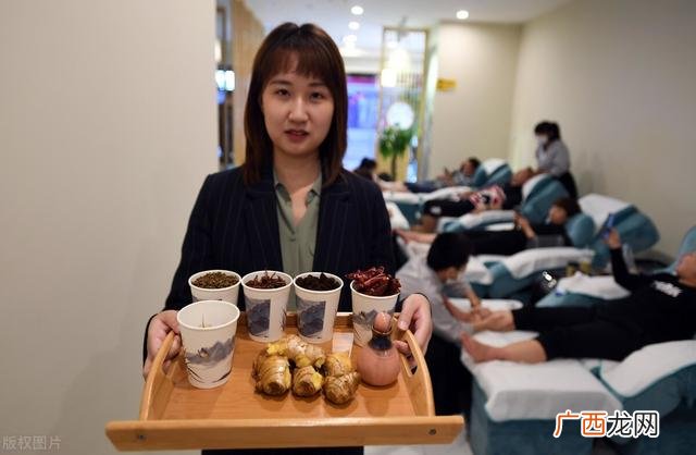 开泡脚店赚钱吗 开个泡脚店要多少钱