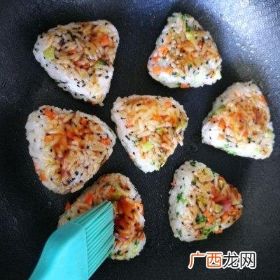 三角饭团图片卡通 三角饭团图片