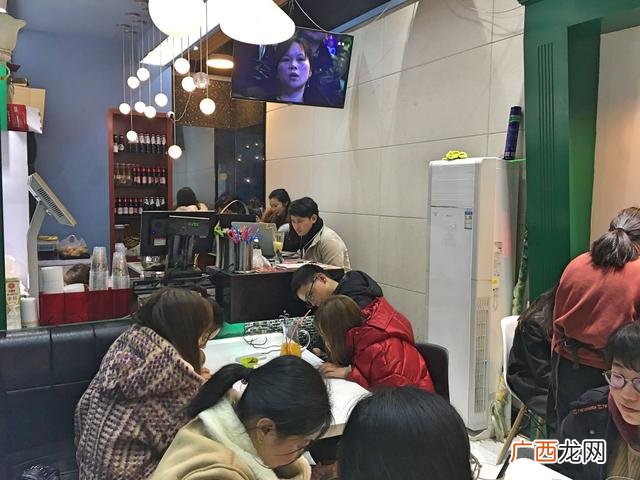 开个甜品店大概多少钱 开家甜品店要多少钱