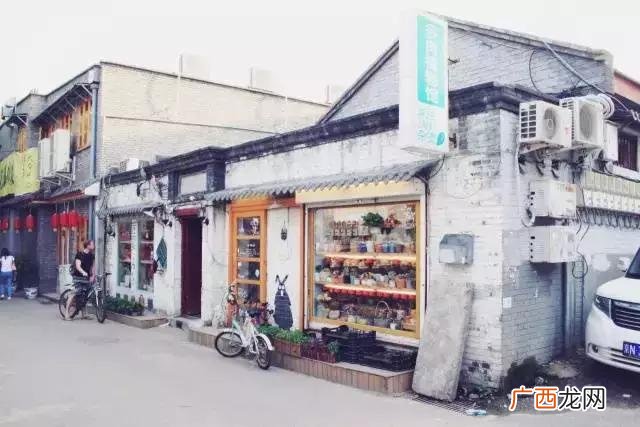 一个人带孩子怎么摆地摊,女生一个人摆地摊做什么合适