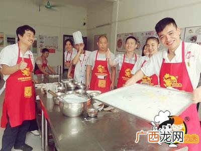 6元自助早餐加盟店,卖什么小吃简单挣钱多