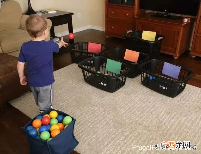 孩子室内游戏有哪些,幼儿室内活动有哪些小游戏