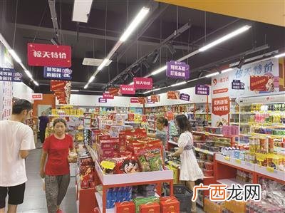 儿童服装加盟店一万 儿童用品超市连锁加盟