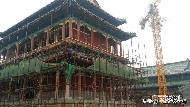 建筑工程模板包工包料价格,土建工程多少钱一平米