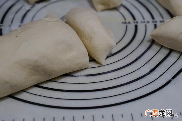 一个人适合卖什么早餐 摆地摊卖早餐视频