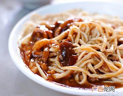 做竹升面用到的碱水比例,竹升面是什么面