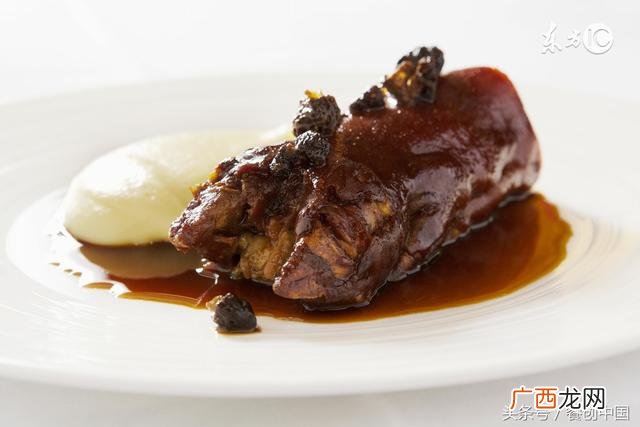 我卖皇后猪蹄的经历 光头哥地摊创业