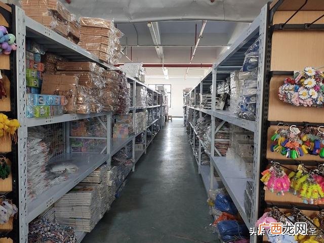 2元店生意为什么不长久 两元店配货中心排行