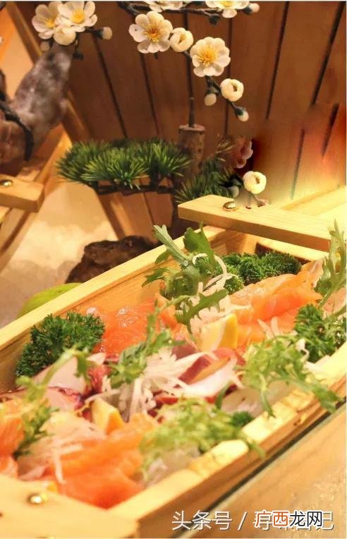 吃自助餐优秀日记300字 400一位的自助餐