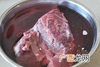 卤牛肉的配方及做法,卤牛肉的做法