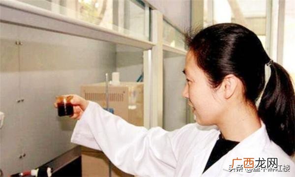大学生专利例子,大学生放弃高薪的例子