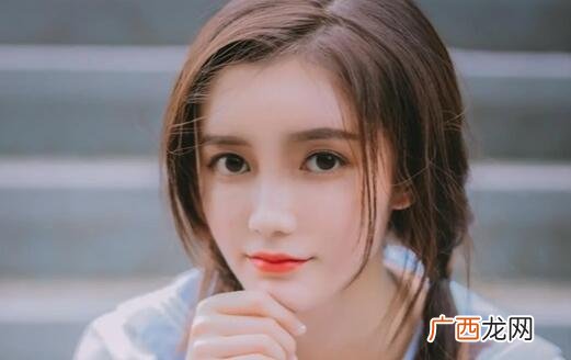 焦虑型依恋人格的女生怎么追？先试着了解她