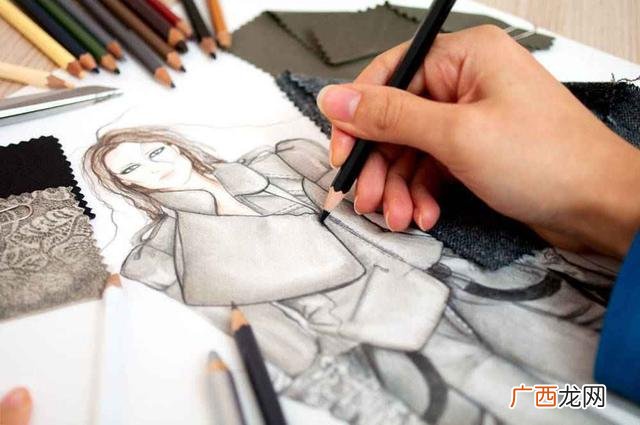 我想当一名服装设计师 服装师之梦