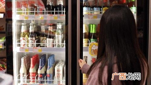 50种地摊生意 10元零食批发一手货源