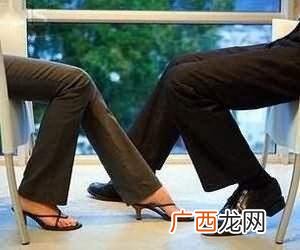 已婚老板喜欢上助理,创业老板和女助理