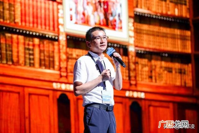 创业成功案例故事,傻子创业成功的案例