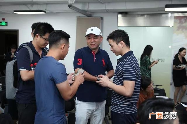创业项目路演开场白 什么是创业项目路演