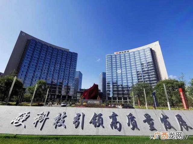 去蓝城还是绿城好 蓝城开发的楼盘如何