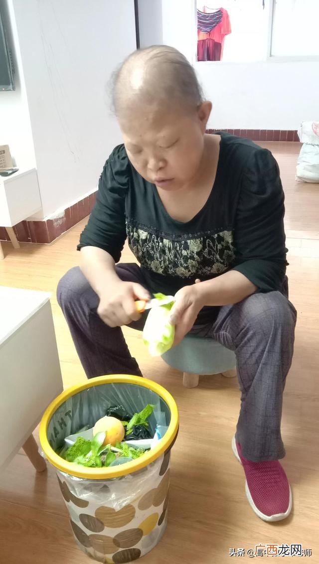 以坚持为话题的作文素材,关于创业的话题作文素材
