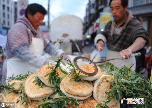 打烧饼一天能赚多少钱,卖烧饼要怎样卖开市场