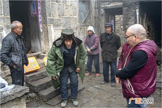 光头女孩记,光头哥创业记