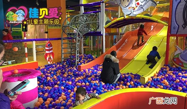 室内儿童游乐场投资需要多少钱,开一家游乐场需要多少资金