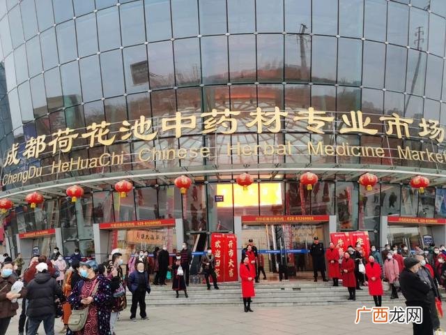 成都国际商贸城地铁站 成都两元店批发市场