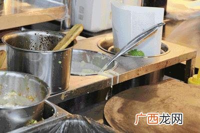 小吃店可以经营什么项目,适合投资一个人做的小吃店