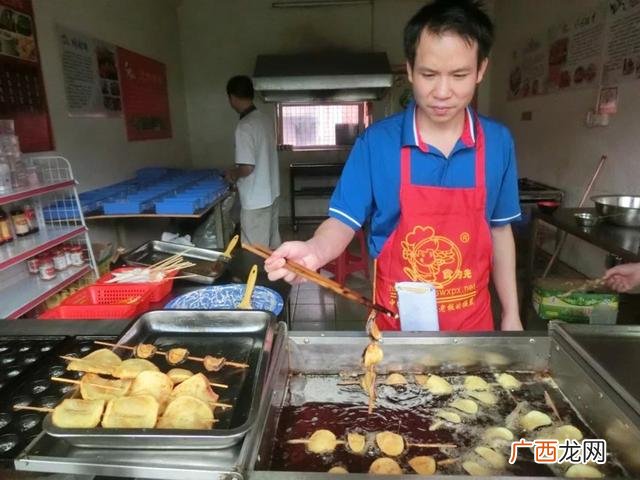 小吃店可以经营什么项目,适合投资一个人做的小吃店