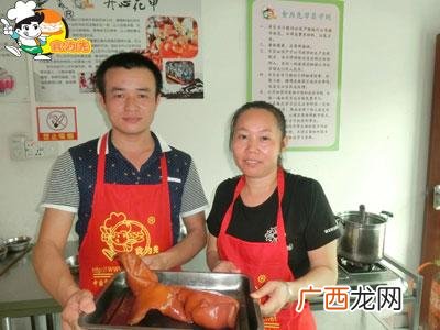 小吃店可以经营什么项目,适合投资一个人做的小吃店