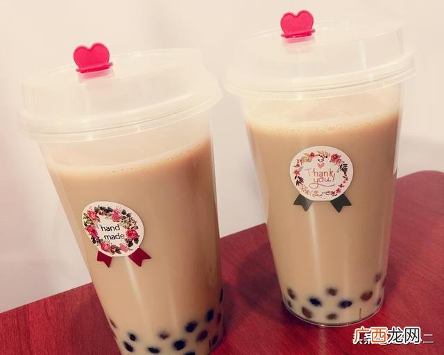 奶茶店名字简单大气,奶茶奶茶抖音什么歌曲