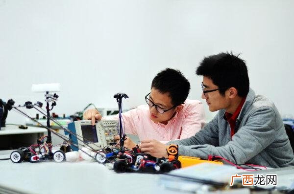 大学生创新创业官网 创业创新中心