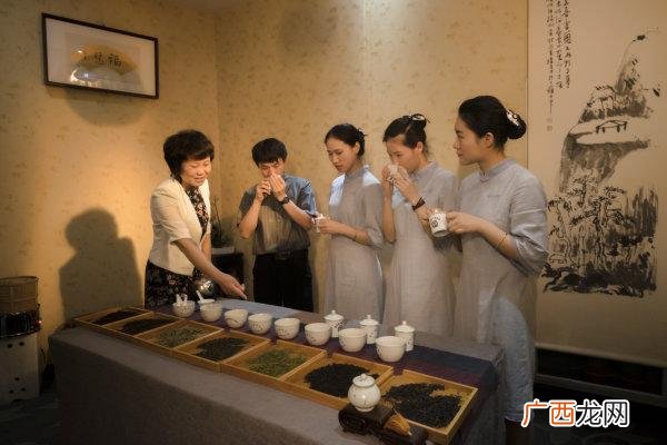 大学生特色茶吧创业计划书,关于茶的创新创业