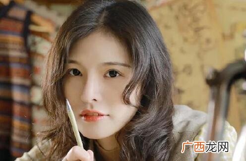 女生问你是不是看脸怎么回答？先了解女生的小心思