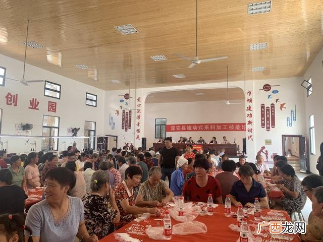 全国组装笔手工活厂里外发,手工加工圆珠笔外发组装