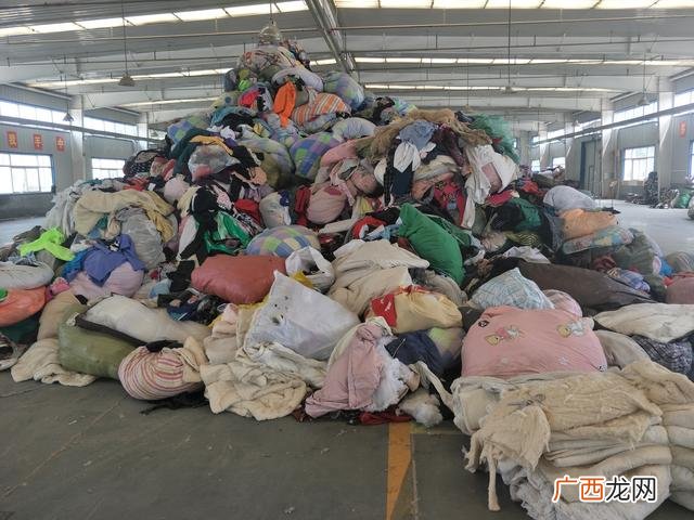 回收旧衣服生意销路 旧衣服回收销路