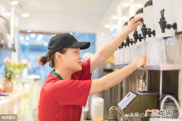 晚上摆摊卖什么赚钱成本又低,晚上卖什么小吃赚钱