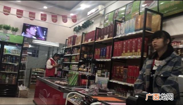 同时两个行业创业,两个女生创业