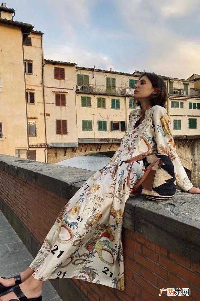 一线品牌内衣有哪些牌子,多姿多彩内衣什么价位