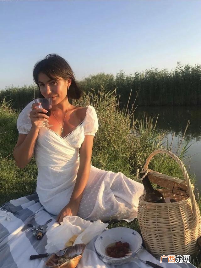 一线品牌内衣有哪些牌子,多姿多彩内衣什么价位