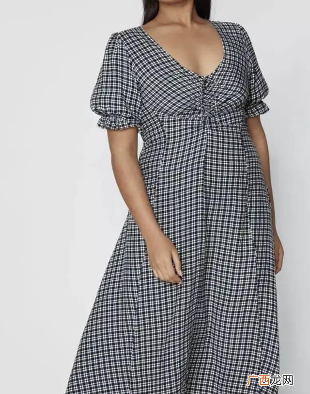 一线品牌内衣有哪些牌子,多姿多彩内衣什么价位