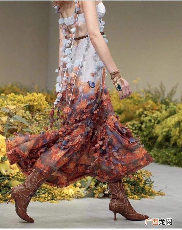 一线品牌内衣有哪些牌子,多姿多彩内衣什么价位