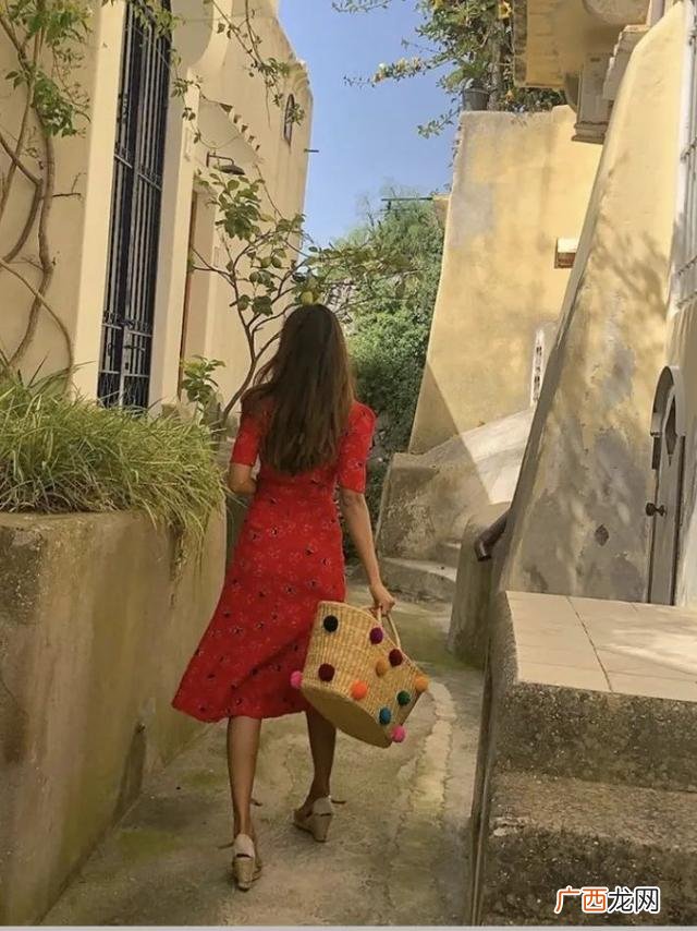 一线品牌内衣有哪些牌子,多姿多彩内衣什么价位