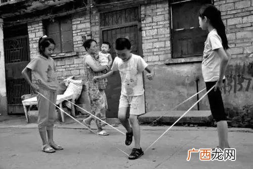 小学生体育趣味游戏活动方案,趣味体育活动方案