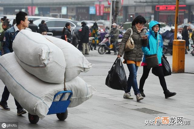 几块钱卖几十的产品,几块钱女t恤 批发