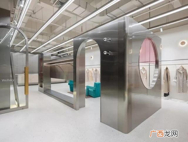 商业空间设计几何衣服店 创业衣服服务行业