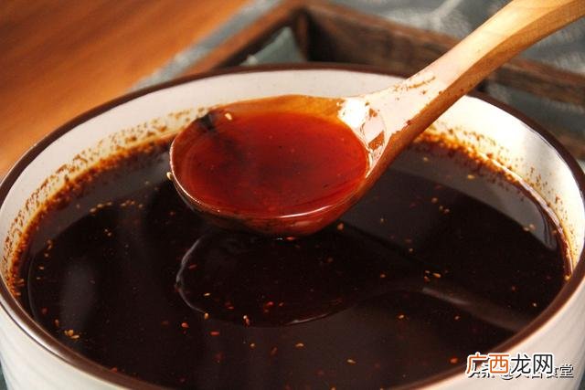 家庭辣椒油简单做法,辣椒面怎么做辣椒油