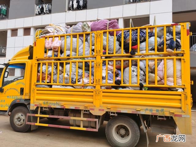 回收旧衣服赚钱吗-市场前景如何,回收旧衣服赚钱吗