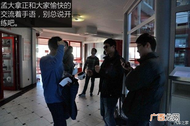 卡丁车装修 室内卡丁车游乐场装修